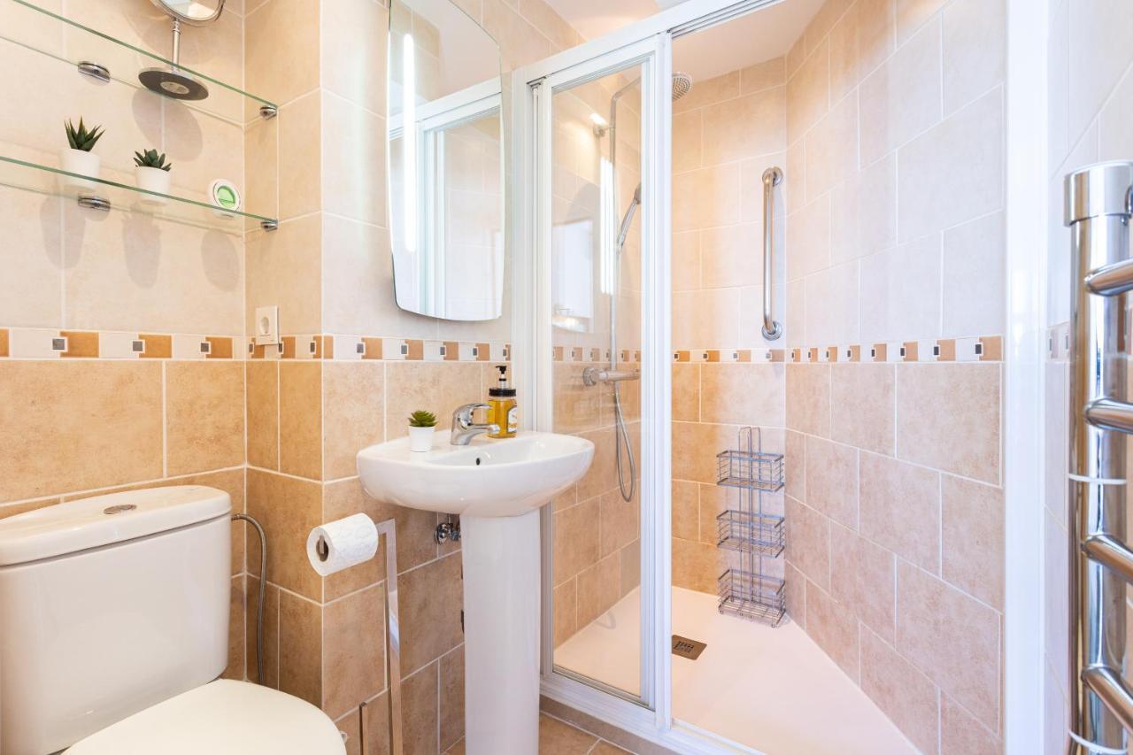Ensuite Mediterranean Sea Front Fuengirola Eksteriør billede